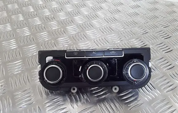 Volkswagen Golf Plus Climate control unit 5HB009751