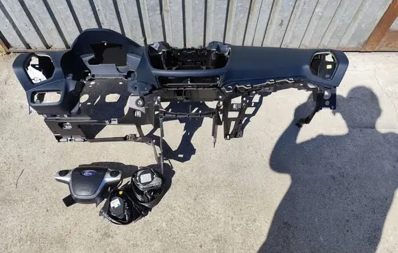 Ford C-MAX II Dashboard YSD1755668LB 0603122306G1