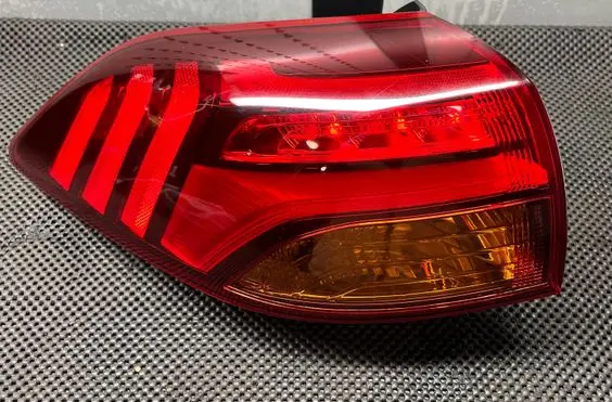 Hyundai Tucson TL Rear/tail lights 92401D7600