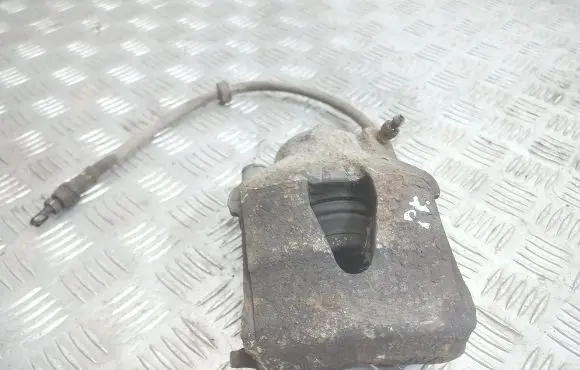 Skoda Octavia Mk1 (1U) Front brake caliper
