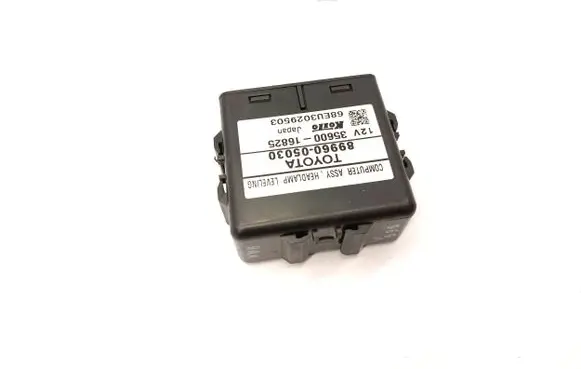 Toyota Avensis T250 Light module LCM 8996005030 3560016825 89960-05030