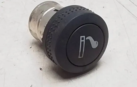Opel Zafira A Cigarette lighter 