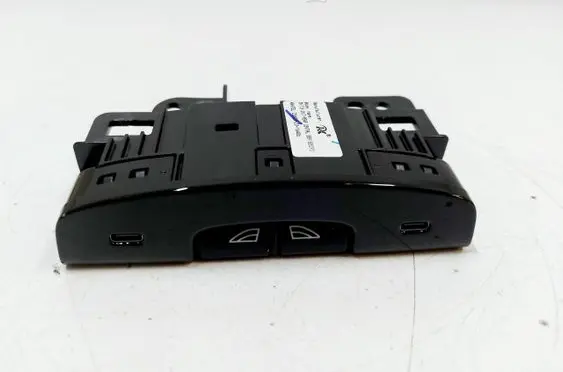 Volvo EX30 USB socket connector 80002419