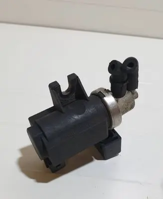 Volvo XC70 Turbo solenoid valve 30637251 72190329 02TI85