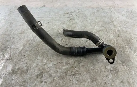 Audi A8 S8 D3 4E Engine coolant pipe/hose 057121598H