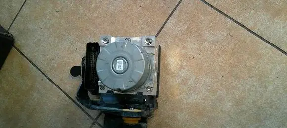 Volkswagen Golf VIII ABS Pump 5WA614517DF MK120ESC 10022030354