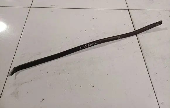 Volvo S60 Front door glass trim molding 