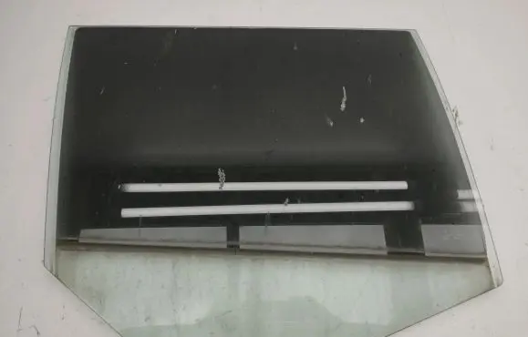 BMW 5 E60 E61 Rear door window glass 