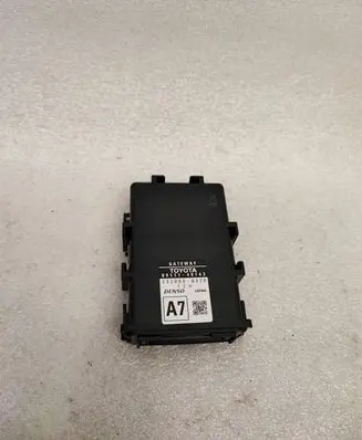 Lexus RX 450H Gateway control module 8911148143