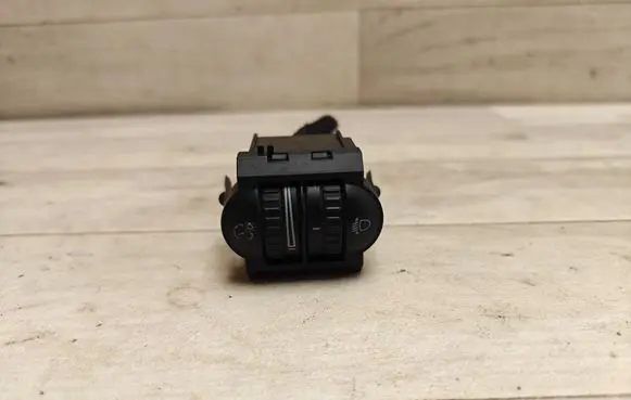 Volkswagen Golf V Headlight level height control switch 1K0941333A