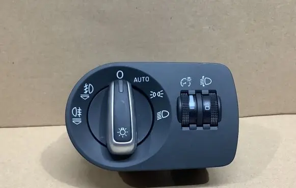 Audi A1 Light switch 8X1941531M