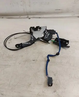 Toyota RAV 4 (XA20) Front door lock 