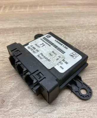 Opel Insignia A Parking PDC control unit/module 13308135