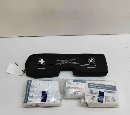BMW 3 F30 F35 F31 First aid kit 8270015