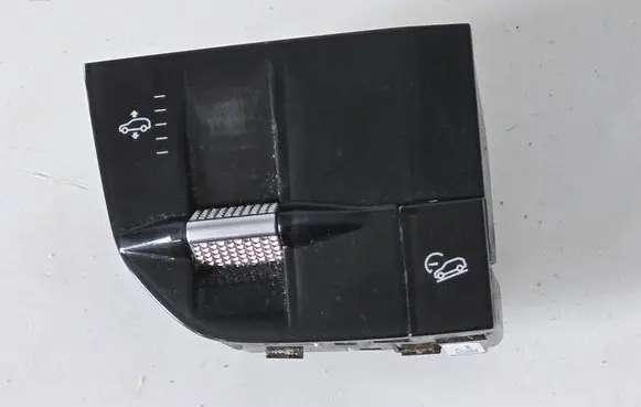 BMW X5 G05 Suspension ride height/mode switch 9495369