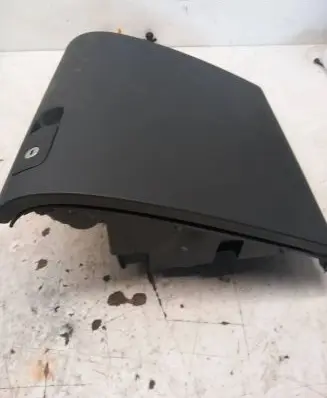 Volkswagen Golf Plus Glove box set 5M1857097q