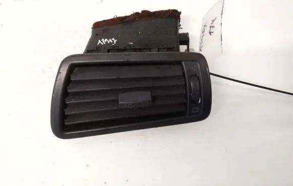 Fiat Ulysse Dash center air vent grill 1484108077 1491963077