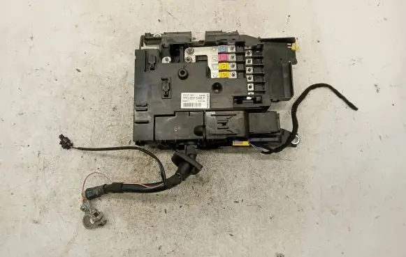 Volkswagen Touareg II Fuse module 7P0937548F 154596