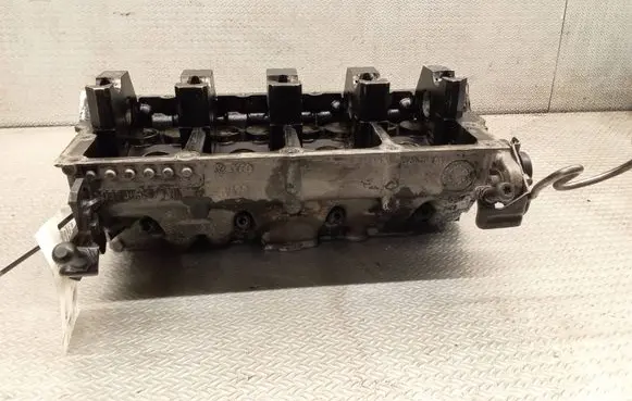 Seat Alhambra (Mk1) Engine head 038103373R