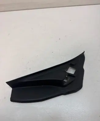 BMW 5 G30 G31 G38 Loading door rubber seal (on body) 7390426