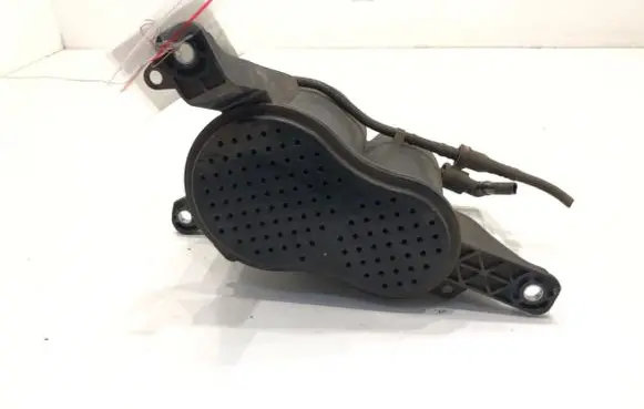 Audi A4 S4 B8 8K Active carbon filter fuel vapour canister 8K0201799G