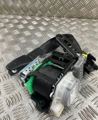 Audi A7 S7 4G Front seatbelt 4G8857705B