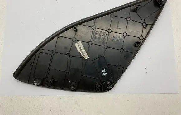 Land Rover Range Rover L322 Dashboard side end trim 7000197