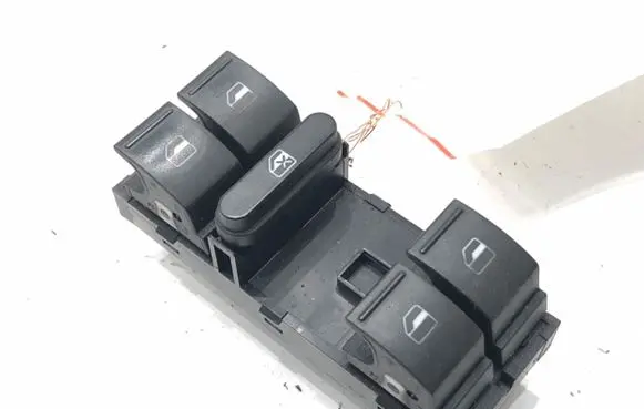 Volkswagen PASSAT B6 Electric window control switch 1K4959857A