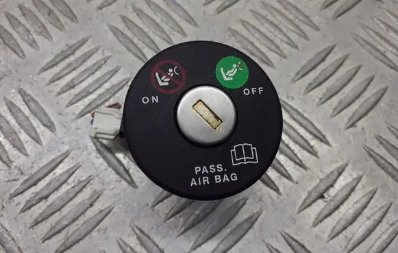 Fiat Croma Passenger airbag on/off switch 46818777