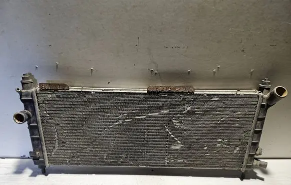 Opel Tigra A Coolant radiator RZ52459323 52459323