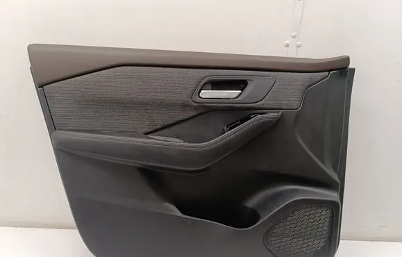 Nissan X-Trail T33 Front door card panel trim 809776RA005