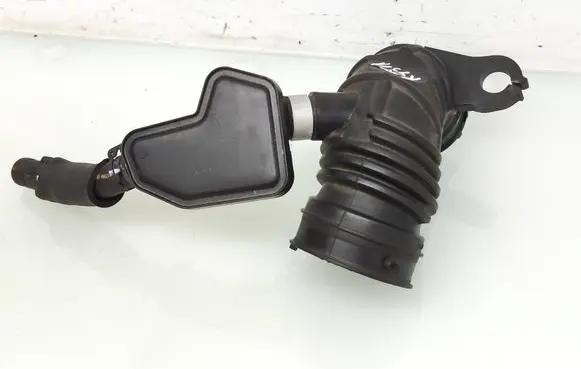Renault Captur II Air intake hose/pipe 165783316R