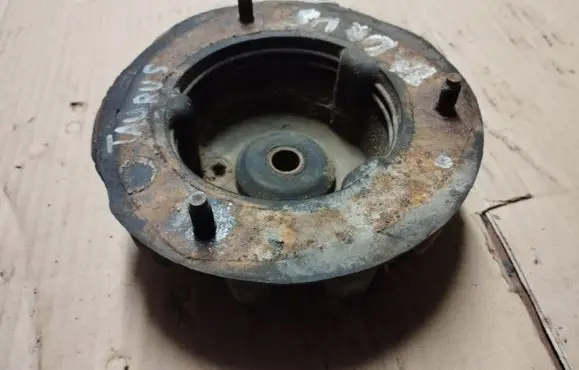 Ford Taurus Coil spring mount 