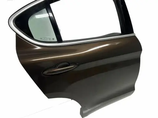 Alfa Romeo Stelvio Rear door