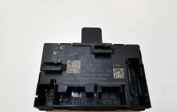 Volkswagen Golf VII Door control unit/module 5Q4959392
