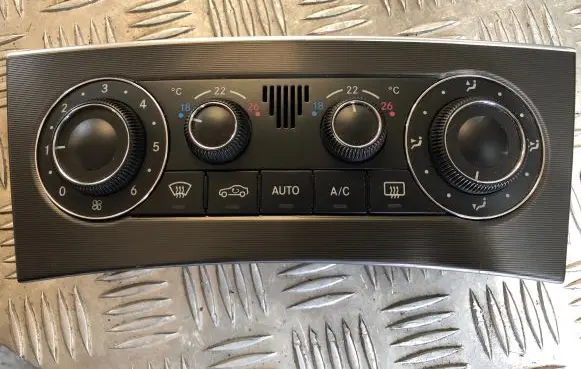 Mercedes-Benz C W203 Climate control unit A2038303485 F074410 F011500039