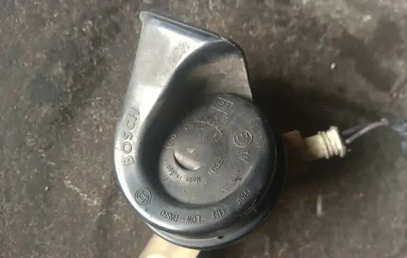Renault Modus Horn signal 8200213146