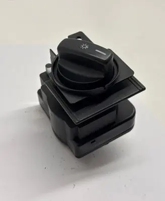 Mercedes-Benz A W169 Light switch 1695451004 32220101 0550988