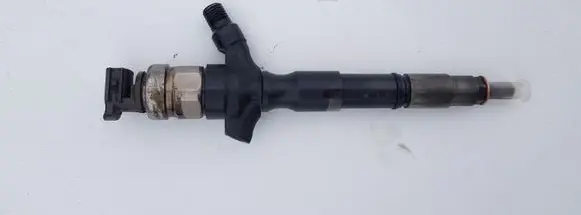 Toyota Land Cruiser (J120) Fuel injector 2367030280