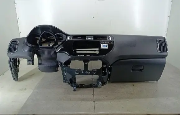 KIA Rio Dashboard 