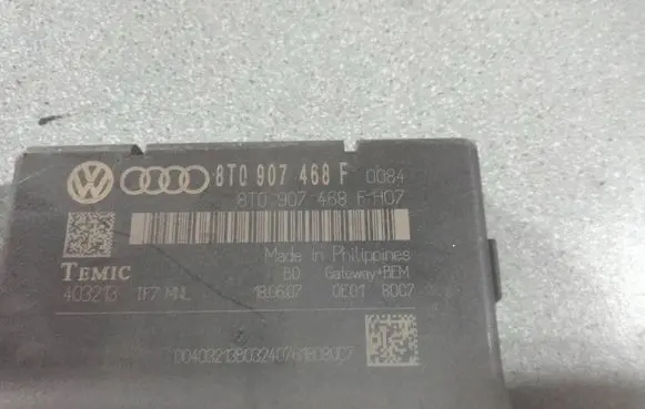 Audi A5 8T 8F Other control units/modules 8T0907468F 03213
