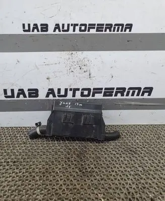 Nissan Juke I F15 Fuse module 24382EW70B