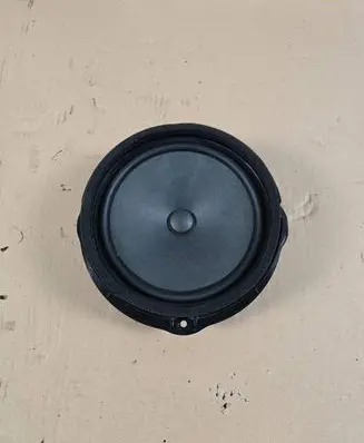 Audi A3 S3 8V Front door speaker 8V0035415D 67881