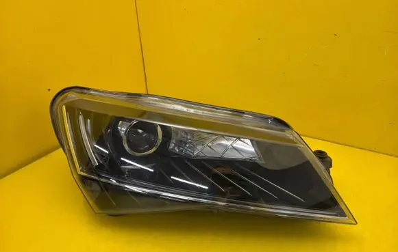Skoda Superb B8 (3V) Headlight/headlamp 3V1941016A