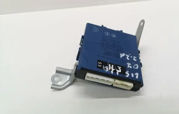 Lexus IS 220D-250-350 Light module LCM 8994053030