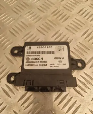 Opel Insignia A Parking PDC control unit/module 13308135