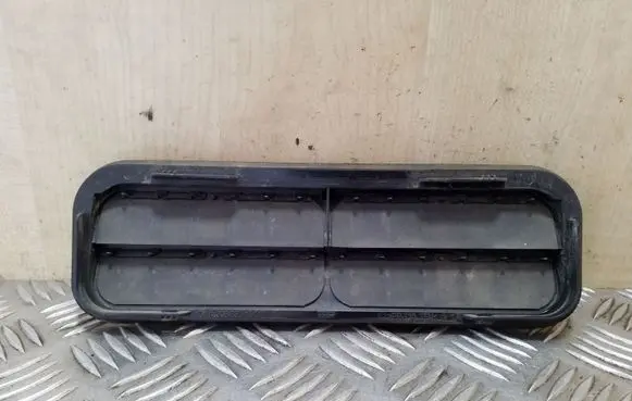 Mercedes-Benz C W205 Quarter panel pressure vent A2058301201