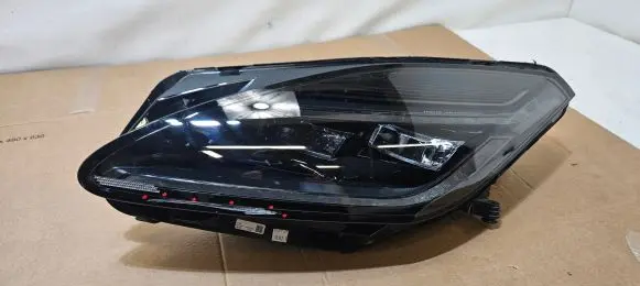 Jaguar E-Pace Headlight/headlamp M9C313E030EC