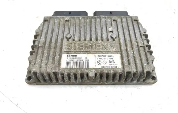 Renault Scenic I Engine control unit/module 7700110708 HOM7700102904 S105280002D
