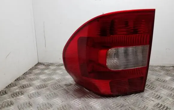 Skoda Yeti (5L) Rear/tail lights 5L0945112
